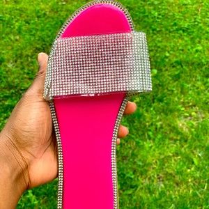 Pink & black rhinestone sandals!